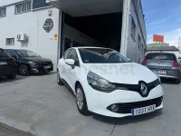 Usado Renault Clio IV Authentique 75 CV (55 kW) 2014 Blanco Berlina
