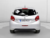 Usado Peugeot 208 Style 82 CV (60 kW) 2018 Gris Utilitario