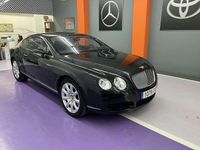 Begagnad Bentley Continental GT Mulliner 560 HK (411 kW) 2004 Svart Sportkupé