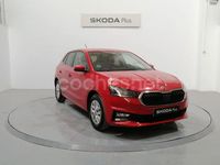 Usado Skoda Fabia Selection 80 CV (58 kW) 2024 Rojo Utilitario