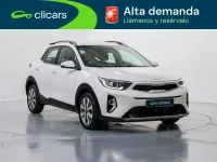 Usado Kia Stonic 100 CV (73 kW) 2022 Blanco SUV