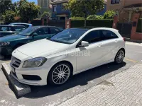 Usado Mercedes A180 AMG line 109 CV (80 kW) 2015 Blanco Berlina