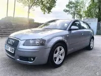 Usado Audi A3 Ambiente 105 CV (77 kW) 2006 Gris / plata Utilitario