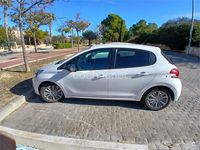 Usado Peugeot 208 Style 100 CV (73 kW) 2016 Blanco Utilitario