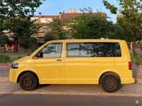Usado VW Multivan Startline 140 CV (102 kW) 2010 Amarillo Monovolumen