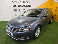 Usado VW Passat Highline 140 CV (102 kW) 2012 Gris / plata Berlina