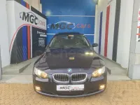 Begagnad BMW 330 231 HK (169 kW) 2007 Blå Sportkupé