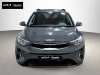 Usado Kia Stonic 120 CV (88 kW) 2022 Gris SUV