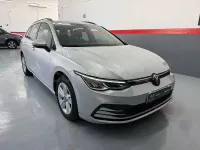Usado VW Golf VIII Life 115 CV (84 kW) 2022 Gris / plata Familiar