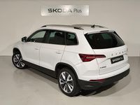 Usado Skoda Karoq Ambition 150 CV (110 kW) 2024 Blanco SUV