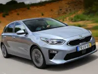 Usado Kia Ceed 101 CV (74 kW) 2019 Blanco Utilitario