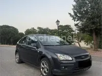 Usado Ford Focus Trend 115 CV (84 kW) 2009 Negro Berlina
