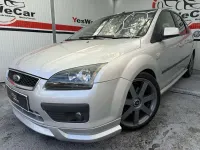 Usado Ford Focus Sport 145 CV (106 kW) 2005 Gris Utilitario