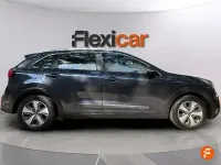 Usado Kia Niro 141 CV (103 kW) 2019 Gris SUV