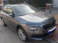 Usado Skoda Kamiq Sport 150 CV (110 kW) 2022 Gris / plata SUV