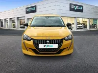Usado Peugeot 208 Allure 100 CV (73 kW) 2023 Amarillo Utilitario