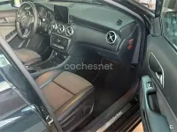 Usado Mercedes A180 122 CV (89 kW) 2018 Negro Berlina