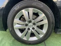 Usado Peugeot 308 SW Allure 130 CV (95 kW) 2019 Negro Familiar