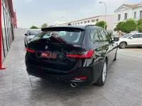 Usado BMW 318 M Sport 150 CV (110 kW) 2023 Negro Familiar