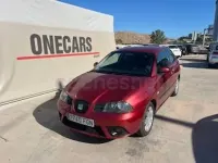 Usado Seat Ibiza Sport 100 CV (73 kW) 2006 Granate Utilitario