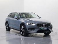 Usado Volvo V60 CC Ultimate 197 CV (144 kW) 2022 Gris / plata Familiar