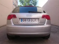 Usado Audi A3 Sportback Attraction 140 CV (102 kW) 2005 Gris / plata Utilitario
