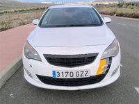 Usado Opel Astra Enjoy 110 CV (80 kW) 2010 Blanco Berlina