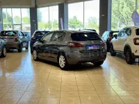 Usado Peugeot 308 Style 100 CV (73 kW) 2020 Marrón Berlina