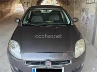 Usado Fiat Bravo Dynamic 120 CV (88 kW) 2007 Marrón Utilitario