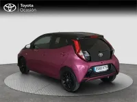 Usado Toyota Aygo X-cite 72 CV (52 kW) 2019 Violeta / lila Utilitario