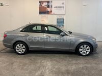 Usado Mercedes C200 Avantgarde 136 CV (100 kW) 2010 Gris / plata Berlina