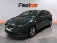 Usado Kia Ceed 136 CV (100 kW) 2023 Gris Utilitario