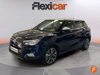 Usado Ssangyong (KGM) Tivoli Limited 115 CV (84 kW) 2017 Negro SUV