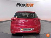 Begagnad Hyundai i20 84 HK (61 kW) 2018 Röd Halvkombi
