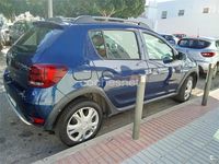Usado Dacia Sandero Stepway 90 HP (66 kW) 2018 Azul Sedan