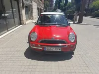 Usado Mini ONE 90 CV (66 kW) 2003 Rojo Utilitario