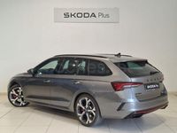 Usado Skoda Octavia RS 265 CV (194 kW) 2025 Gris / plata Familiar