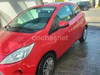Usado Ford Ka 69 CV (50 kW) 2014 Rojo Berlina