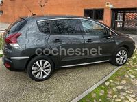 Usado Peugeot 3008 Style 120 CV (88 kW) 2016 Gris / plata Berlina