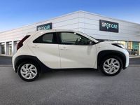 Usado Toyota Aygo Play 72 CV (52 kW) 2023 Blanco