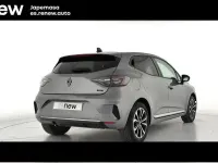 Käytetty Renault Clio V Techno 145 HP (106 kW) 2025 Harmaa Sedan