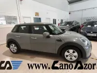 Usado Mini ONE Essential 102 CV (75 kW) 2022 Gris Utilitario