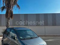 Usado Lancia Musa 90 CV (66 kW) 2009 Gris / plata Monovolumen