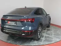 Usado Audi Q8 e-tron Advanced 300 kW (408 CV) 2023 Azul SUV