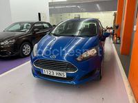 Usado Ford Fiesta Trend 82 CV (60 kW) 2013 Azul Utilitario
