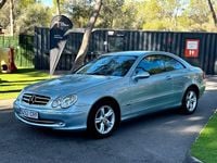 Usado Mercedes CLK320 Avantgarde 218 CV (160 kW) 2004 Azul Coupe