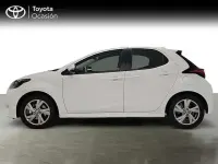 Usado Toyota Yaris Hybrid Active 116 CV (85 kW) 2025 Blanco Berlina