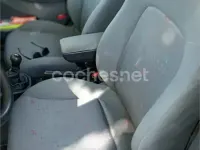 Usado Seat Toledo Stella 100 CV (73 kW) 1999 Granate Berlina