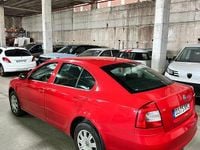 Usado Skoda Octavia Style 115 CV (84 kW) 2018 Rojo Berlina
