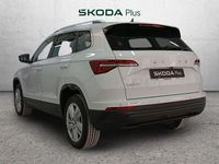 Usado Skoda Karoq Selection 150 CV (110 kW) 2025 Blanco SUV